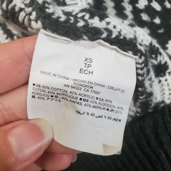 OLD NAVY Womens Cardigan SZ XS Open‎ Front Knit Gray White Southwestern Academia - Picture 6 of 8